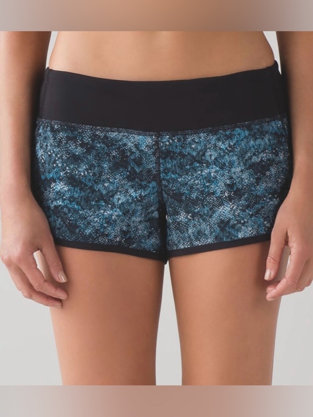Lululemon Speed Short (2 1/2") Fairisle Multi Black / Black